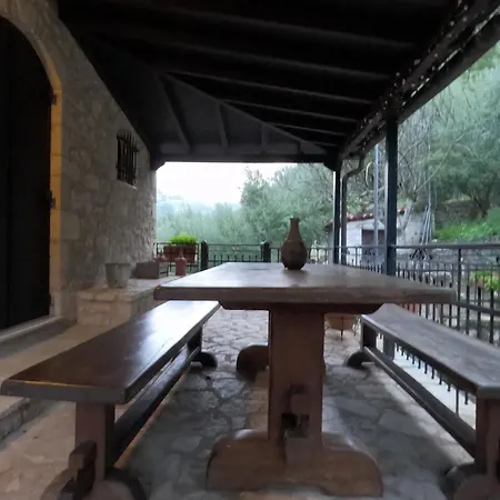 别墅 Levantes Mansion Karítaina