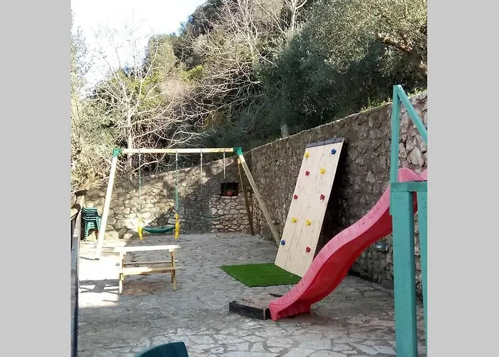 Villa Levantes Mansion *