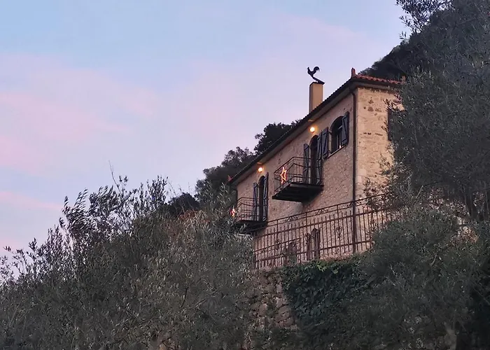 Levantes Mansion *
